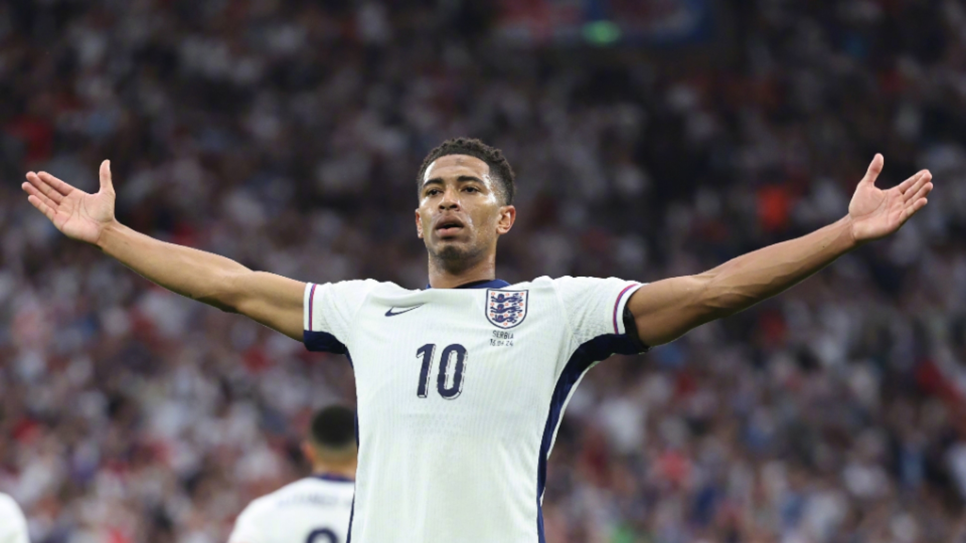 莱昂纳多21球6助攻助海港夺冠，中超总进球63球紧追武磊（莱昂纳多21球6助攻助海港封王，中超生涯63球逼近武磊）