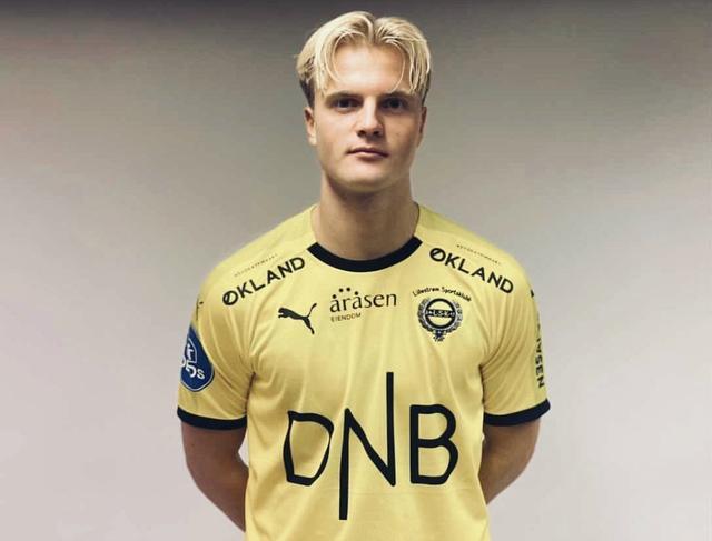 官方：摩纳哥队南野拓实重伤确诊，左膝前十字韧带撕裂（官方确认：摩纳哥球员南野拓实左膝前十字韧带撕裂，伤情严重）