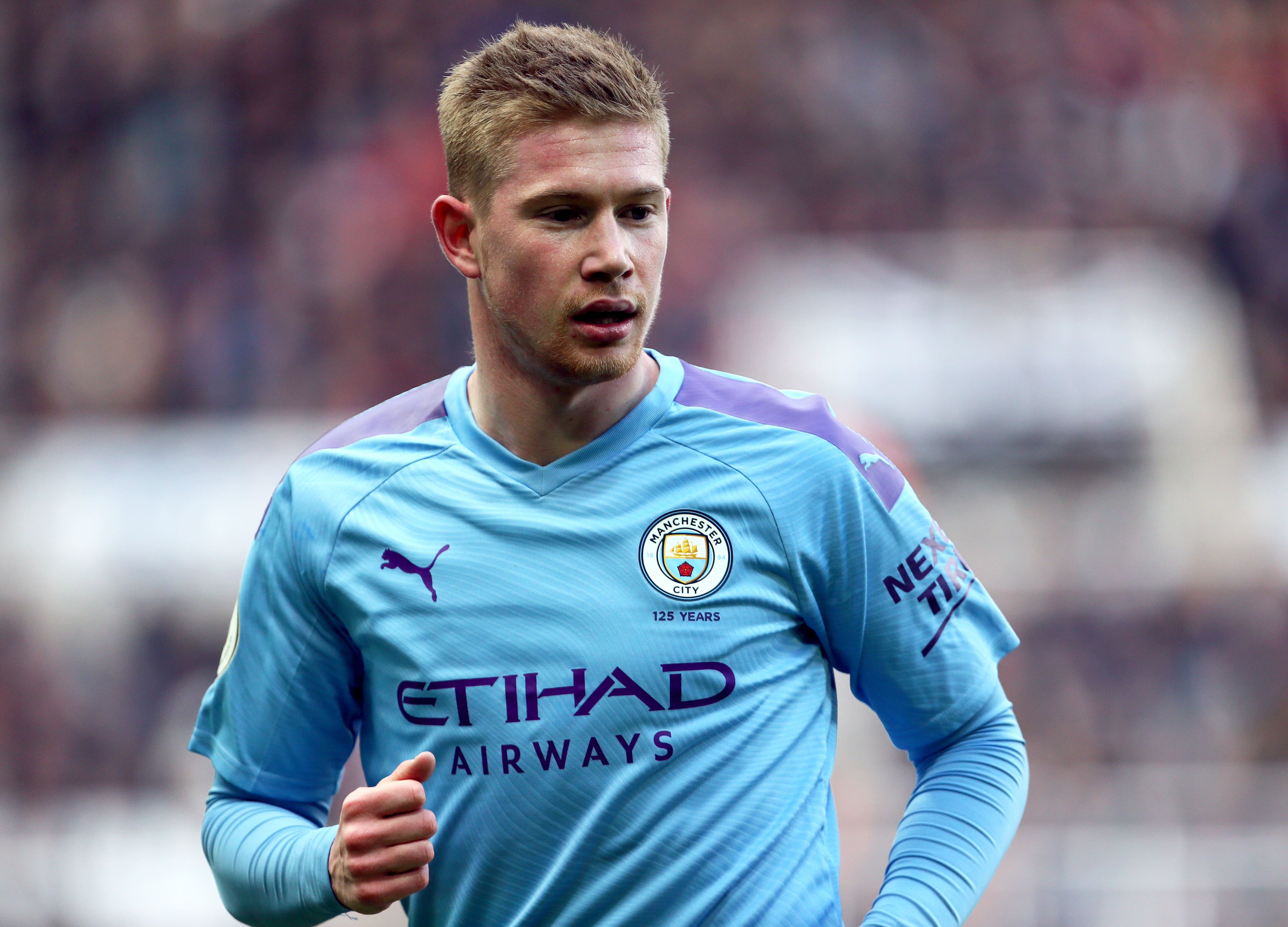 CBF官方花絮：巴西中立场2-0塞内加尔（CBF官方幕后花絮：巴西在中立地2-0击败塞内加尔）