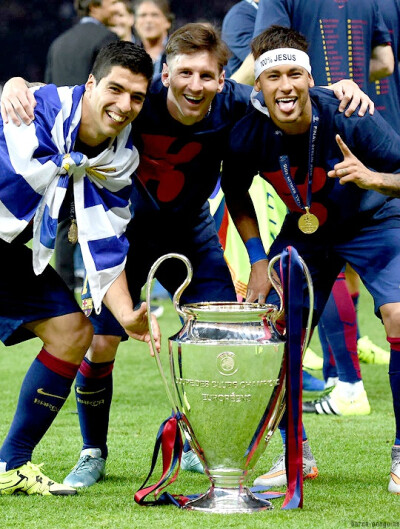 基恩谈梅努：有时候教练就是不信任你，你得用表现证明他错了（基恩谈梅努：当教练不信任你时，唯有用表现让他改观）