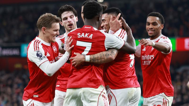 官方：齐达内之子卢卡内收肌受伤，已离开阿尔及利亚队训练营（阿尔及利亚队官宣：卢卡·齐达内内收肌受伤，已退出本期训练营）