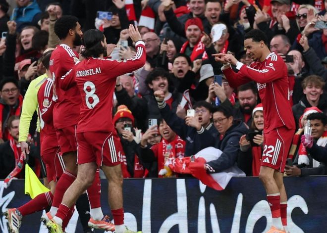 半场战报：门兴0-0莱比锡，比赛沉闷，两支球队总计0射正（半场简报：门兴0-0莱比锡，攻势乏力，双方0次射正）