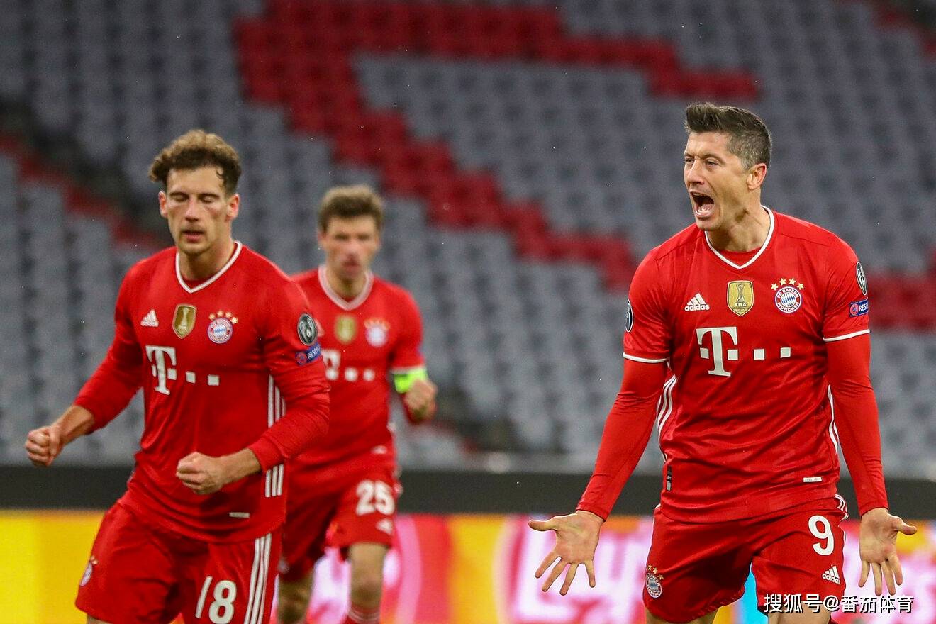 埃默松：我并不怀念在米兰的日子；那儿的人聊我比聊C罗还多（埃默松：对米兰无眷恋；那儿提到我的频率甚至高过C罗）