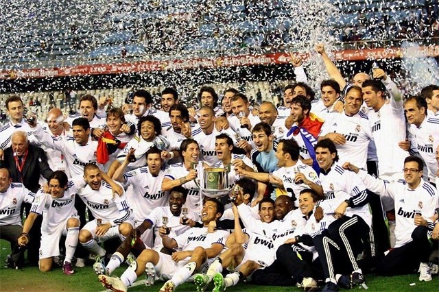 萨内蒂评合作过国米十大前锋：大罗位列榜首，伊布和巴乔在列（萨内蒂评选合作过的国米十大前锋：大罗居首，伊布与巴乔入选）