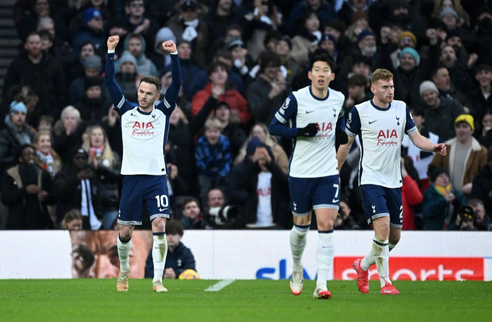 欧冠前瞻：凯拉特核心停赛，奥林匹亚科斯近期状态颇佳（欧冠前瞻：凯拉特核心缺阵，奥林匹亚科斯近况火热）