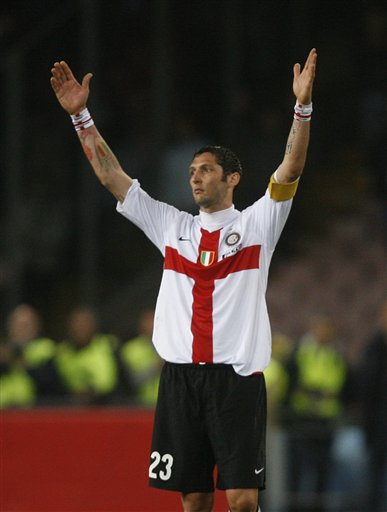 2025赛季足协杯现场观众总人数为505278人次，场均8020人（2025赛季足协杯观赛总人数达505278人次，单场平均8020人）