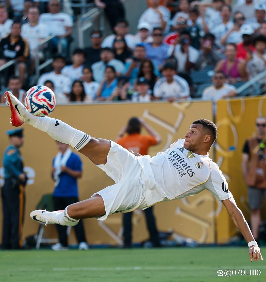 马德兴：教练研修班时都在热议女足若是本土主帅会有什么态度（马德兴：教练研修班热议女足——若由本土主帅执教，态度会如何？）