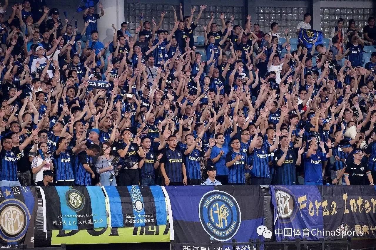 姆巴佩：这场比赛对球迷来说非常精彩，但对球员来说则不然（姆巴佩：球迷看得过瘾，球员踢得并不舒服）