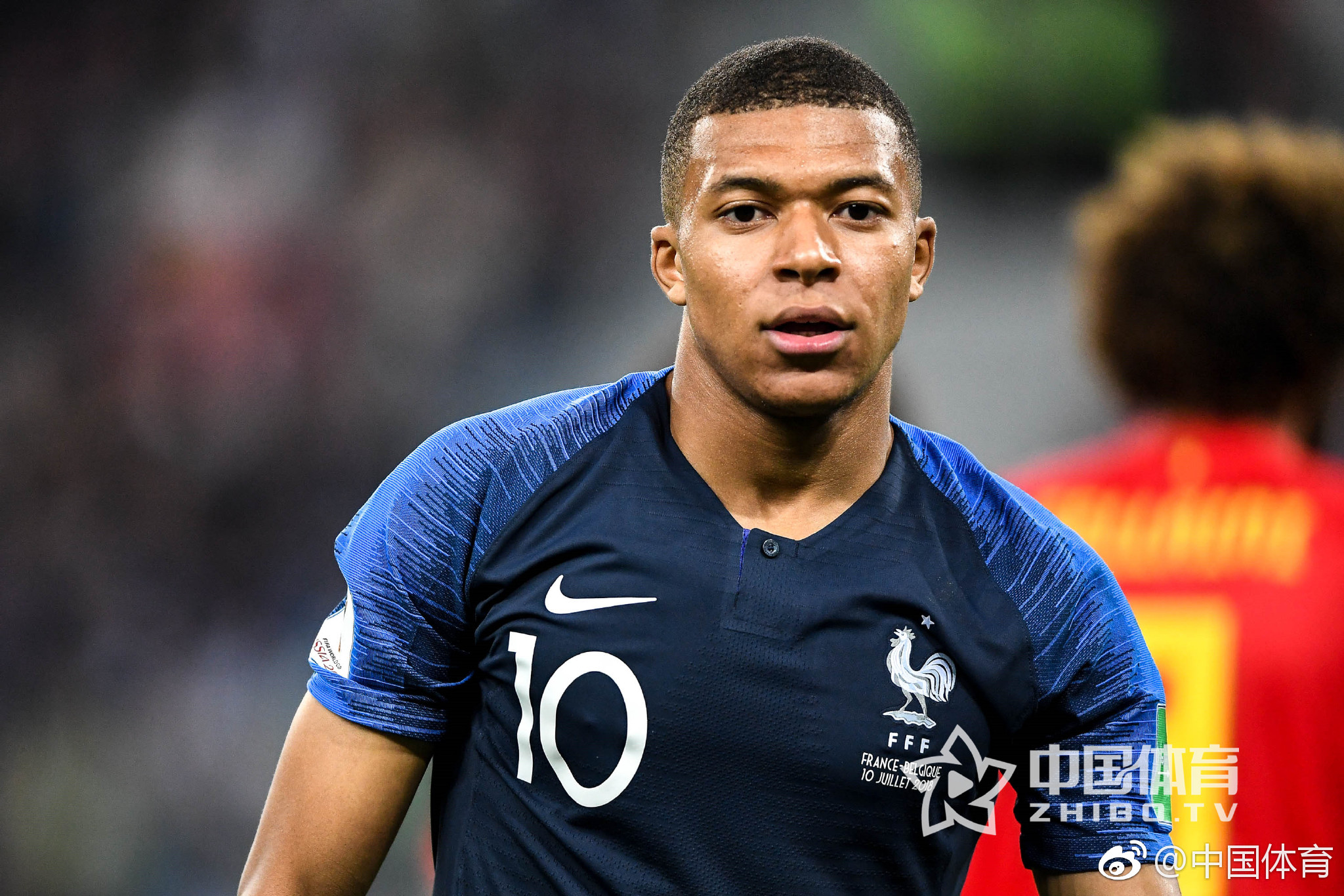 足球国足U23小将爆射破门，引网友赞叹（国足U23小将重炮破门，网友齐声点赞）