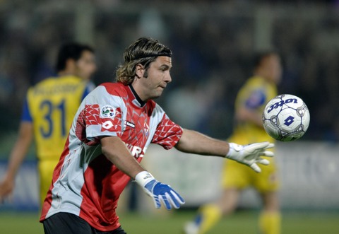 马赫雷斯：过去两届非洲杯小组出局已成历史，我不会在意批评（马赫雷斯：前两届非洲杯小组出局已成过去，我不在意外界批评）