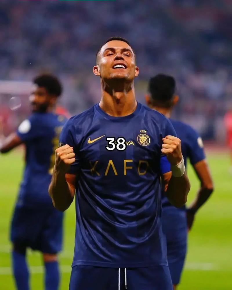 意体育部长：需反思为何年轻才俊难崭露头角；明年2月将集训（意大利体育部长：呼吁反思年轻才俊难出头的原因，明年2月启动集训）