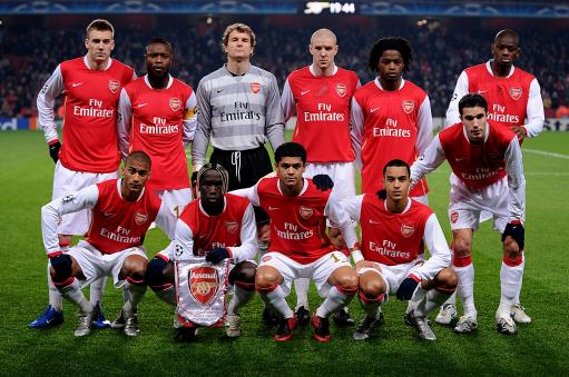 雷迪克执教水平上升，詹姆斯一数据联盟第一，湖人三巨头越打越猛（雷迪克执教提升，詹姆斯一项数据领跑联盟，湖人三巨头越战越勇）