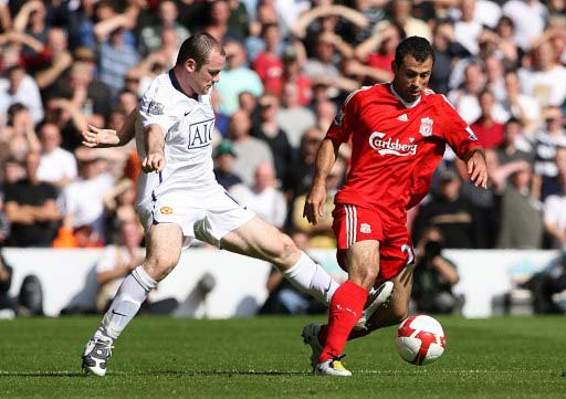 英超榜首战！十人切尔西1-1阿森纳主场7年不胜，马雷斯卡炮轰主裁（英超榜首对决：十人切尔西1-1阿森纳，主场七年无胜，马雷斯卡怒斥主裁）