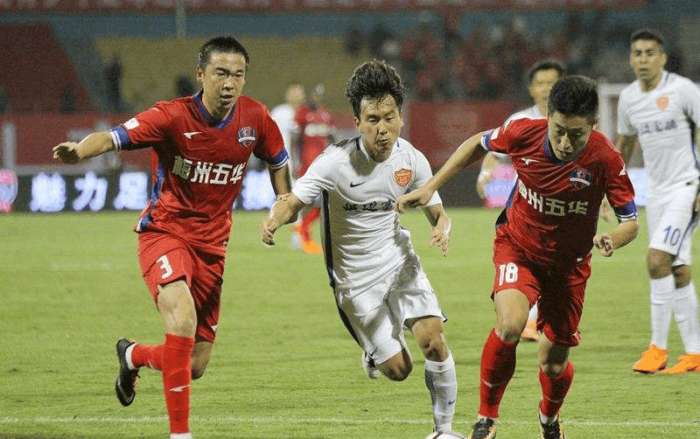 F-16又摔跤了，2025竞是“摔机本命年”，硬是拿了个三连冠